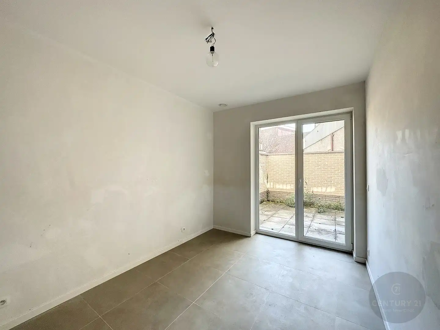 NIEUW en ZEER RUIM gelijkvloersappartement foto 22