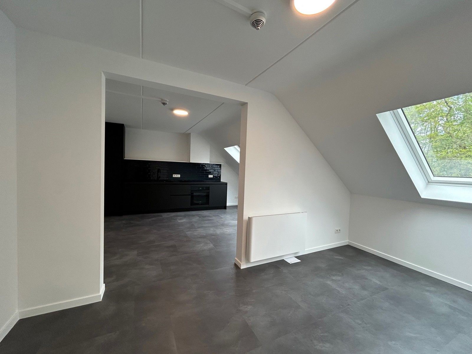 Ruime lichtrijke studio's nabij Gasthuisberg foto 5