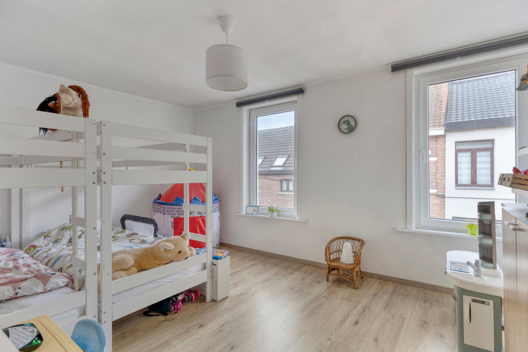 Instapklare gezinswoning in hartje Zele foto 11