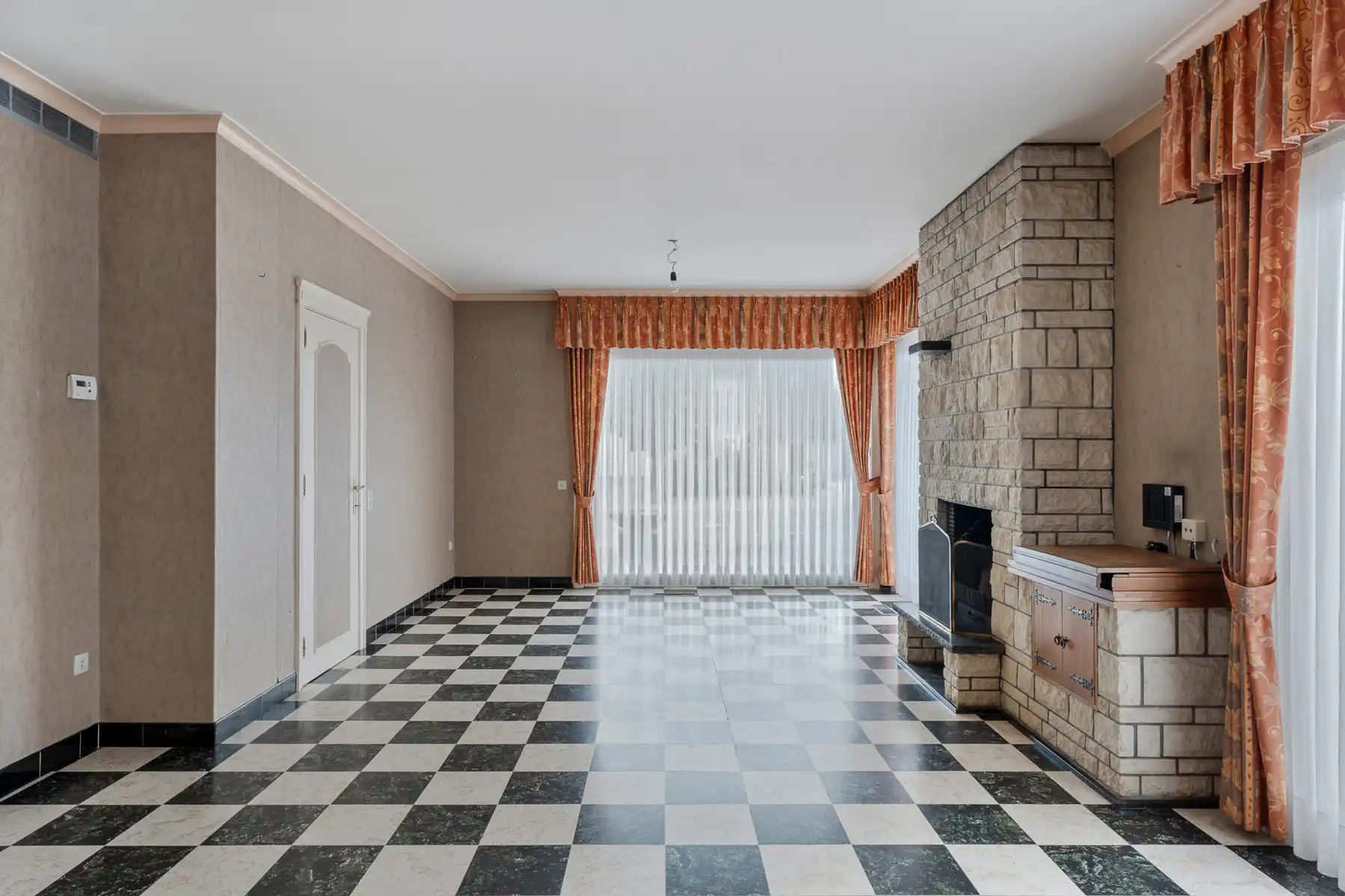 Woning met magazijn/atelier van 412 m² in Ingooigem foto 5