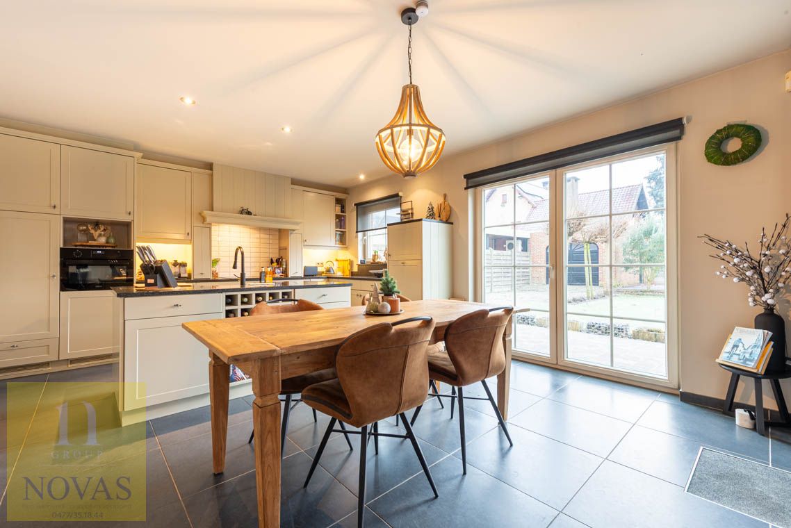 Woning met 4 slaapkamers, zonnepanelen, fijne locatie, Epc-label A foto 9