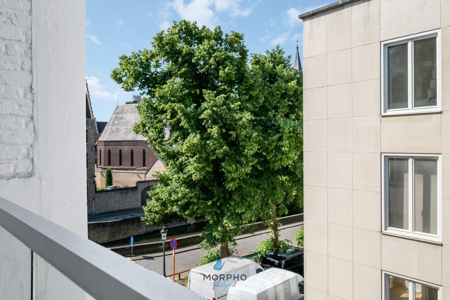 High-end triplexappartement in hartje Brugge – Licht, luxe en leefcomfort in residentie Augustijnenhof foto 7