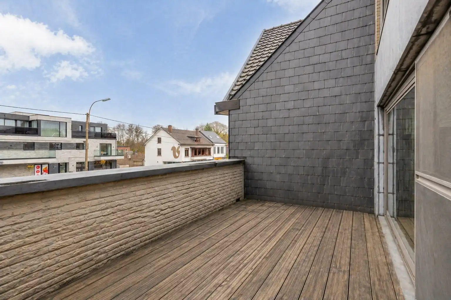Knap appartement met 2 grote terrassen te Riemst-Zichen foto 6