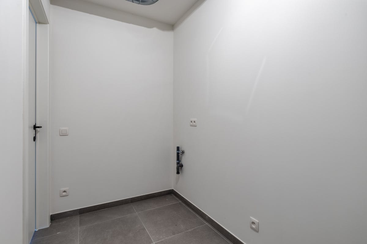 Kwalitatief en ruim nieuwbouwappartement (110m²) in Beselare  foto 12