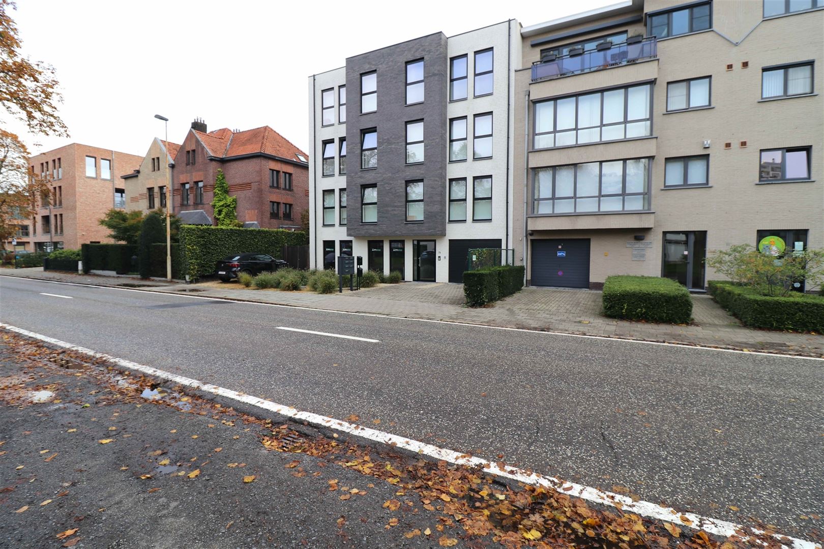Luxe appartement met terras en parking  foto 16