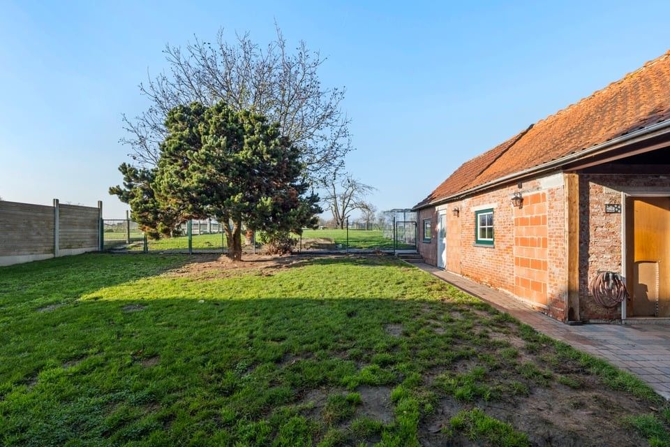 KARAKTERVOLLE WONING MET GROTE GARAGE OP EEN PRACHTIG PERCEEL VAN 13A50CA IN ALKEN foto 27