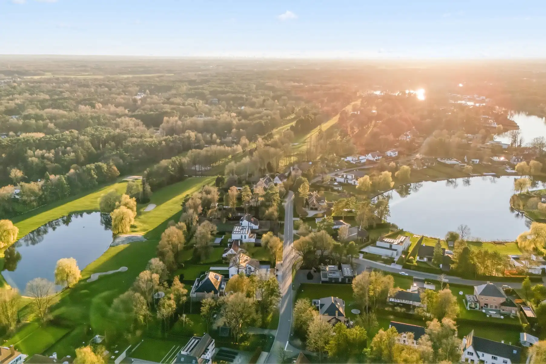 Architecturale villa aan het meer te KEERBERGEN foto 45