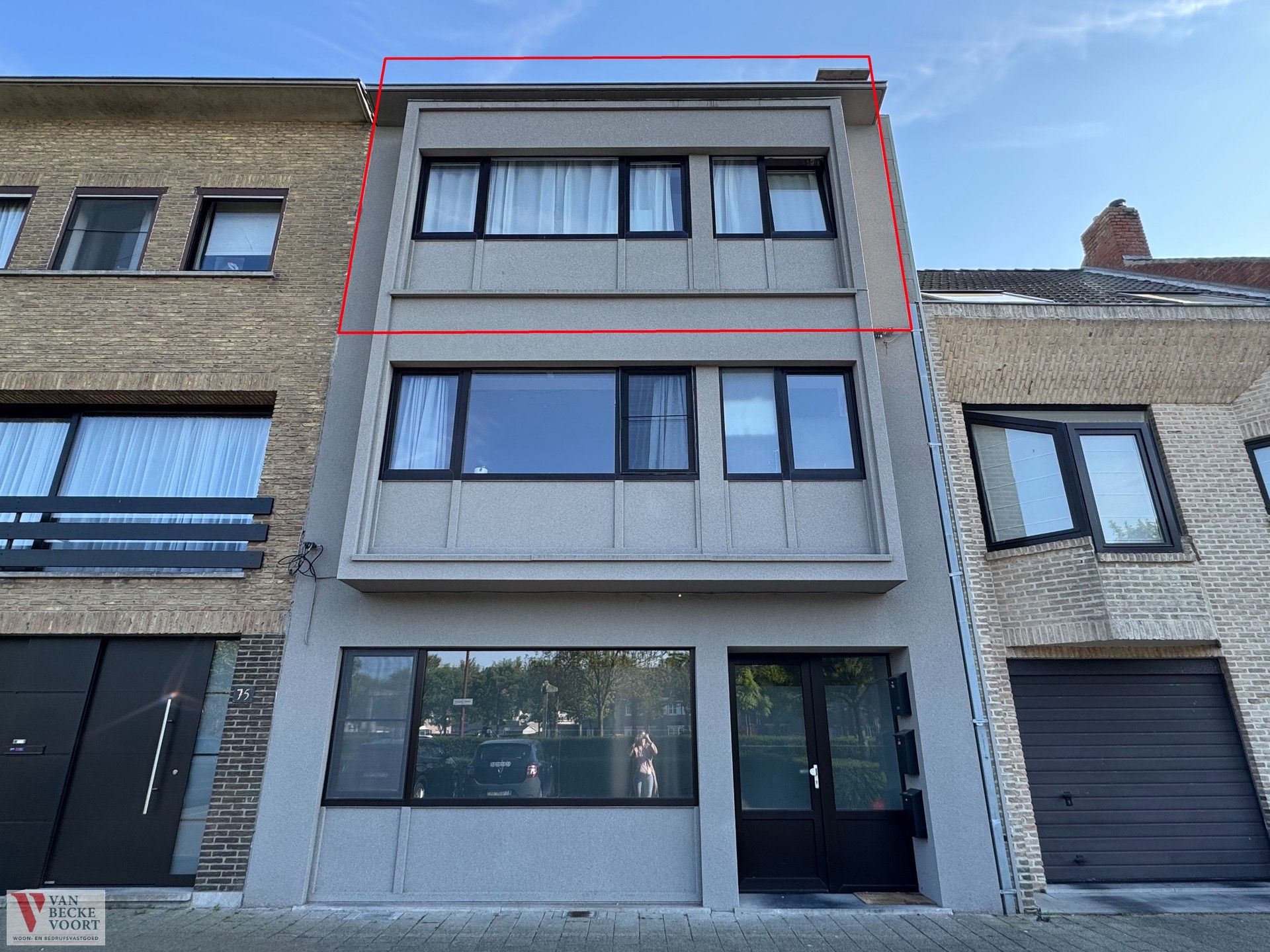 Rustig gelegen appartement met terras foto {{pictureIndex}}