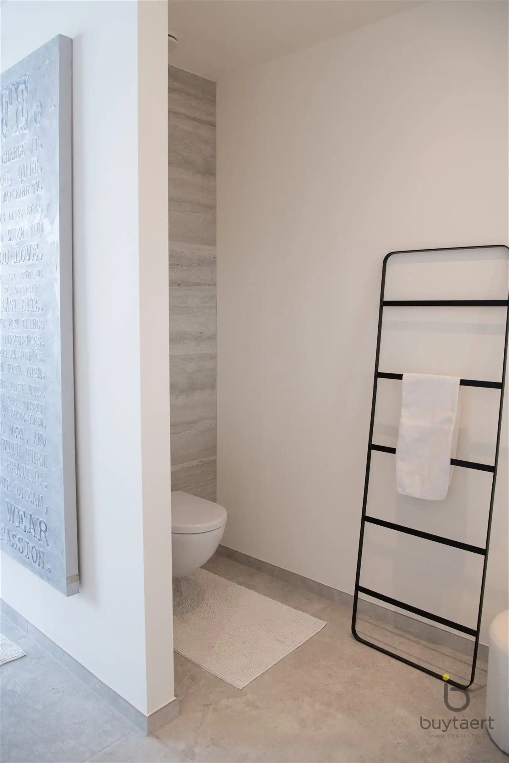 Knappe GELIJKVLOERSE villa + bijgebouw te Halle! foto 33