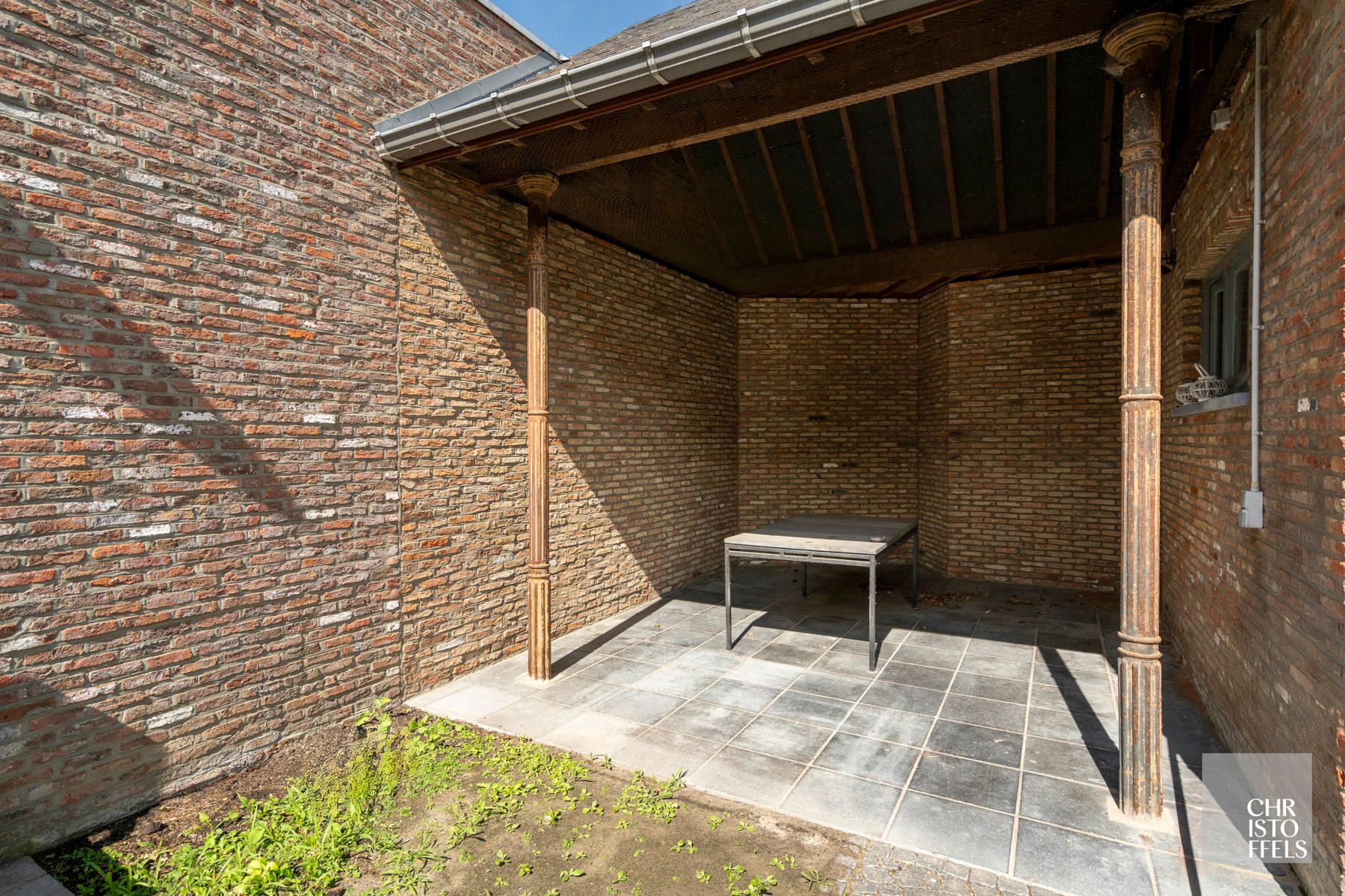 Karaktervol herenhuis (230m²) met stadstuin en centrale ligging in Hoeselt foto 9