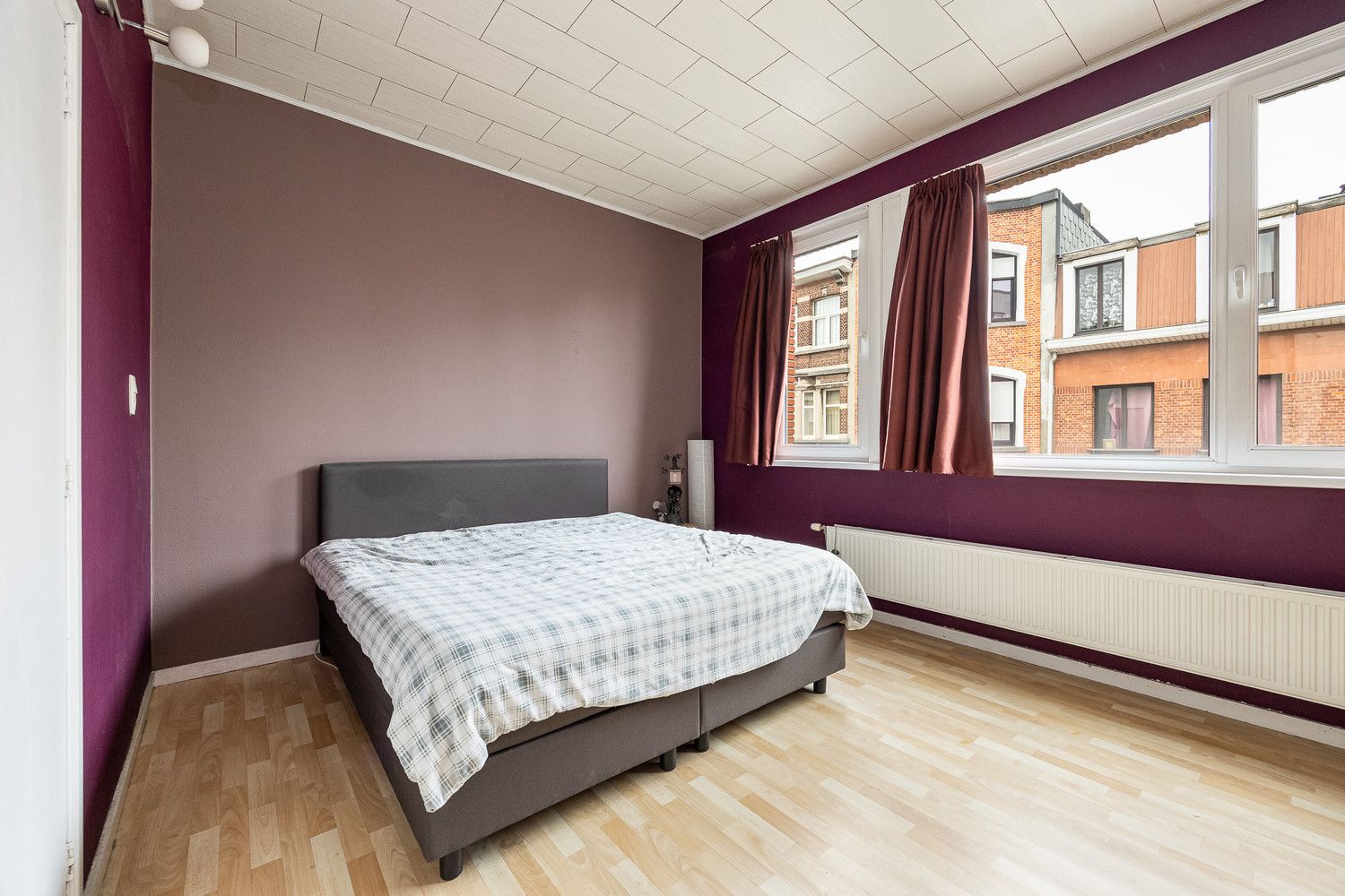 Goed gelegen 4-slk woning met tuin foto 9