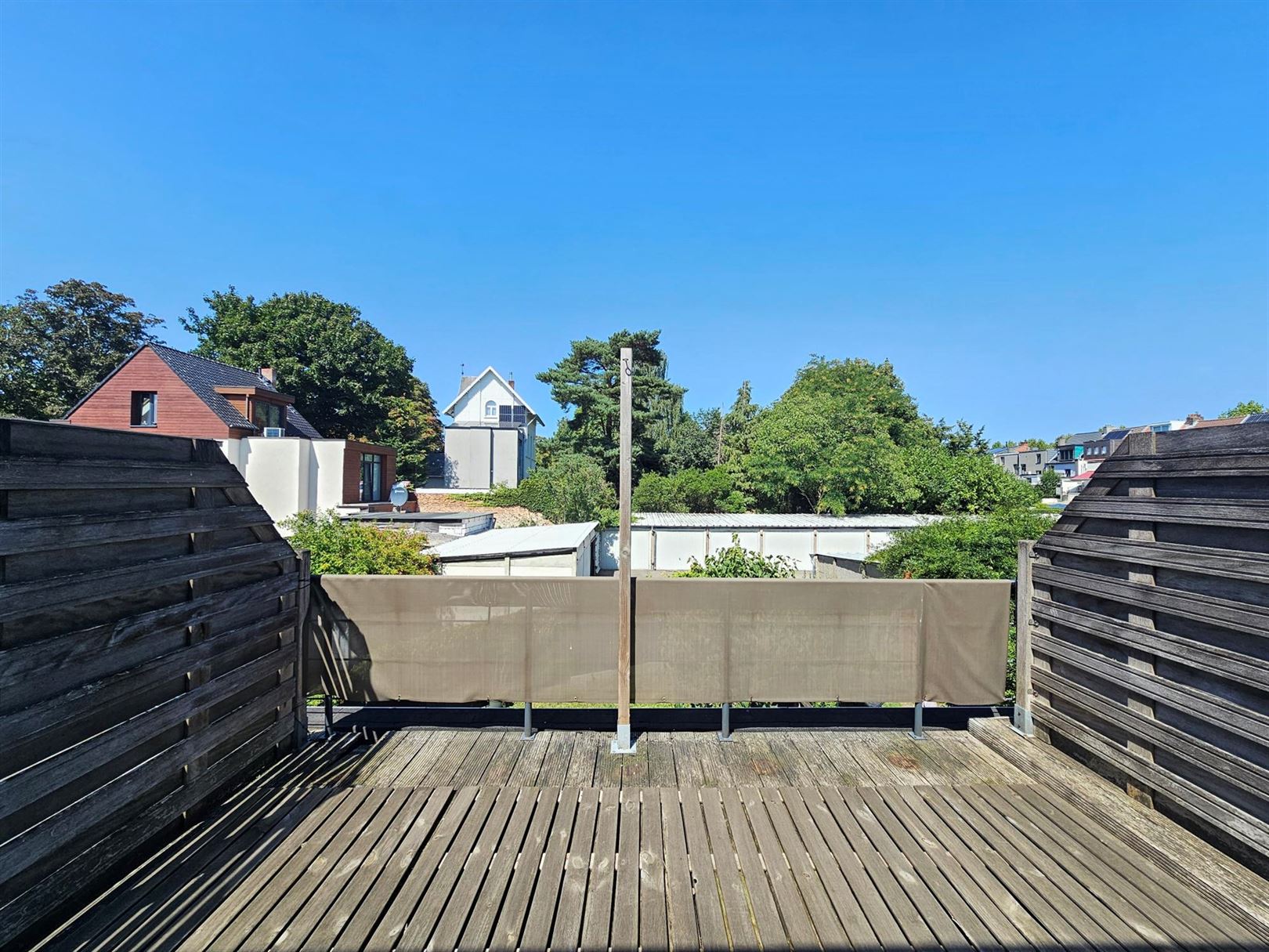 Gunstig gelegen appartement met groot terras in Mariaburg-Ekeren!  foto 6