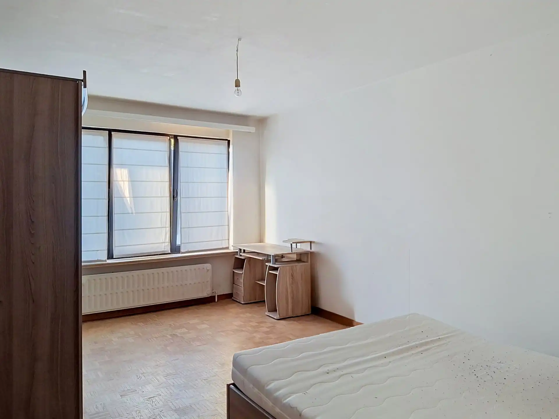 TE KOOP – 2 SLAAPKAMER APPARTEMENT MET GARAGE OP TOPLOCATIE foto 6