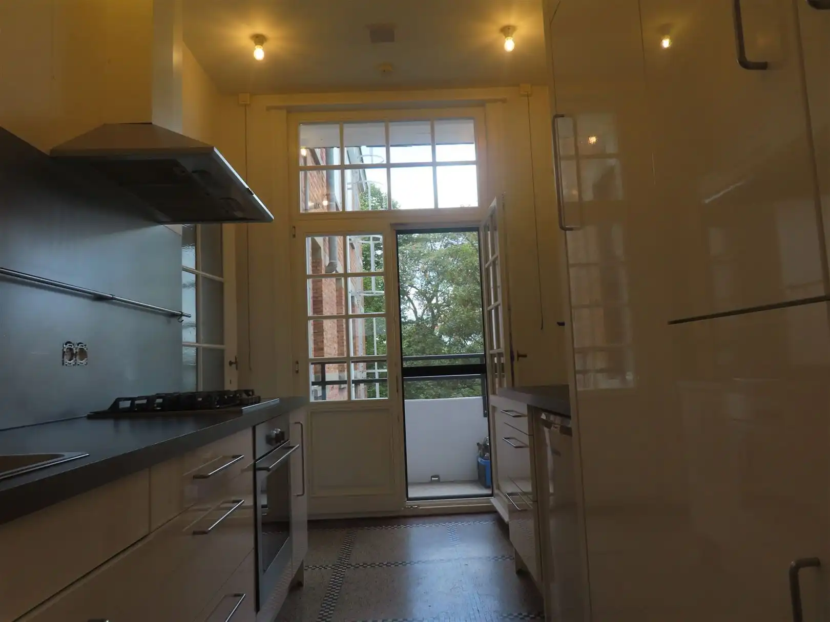 Prachtig, charmant 3-slaapkamerappartement met 2 badkamers! foto 10