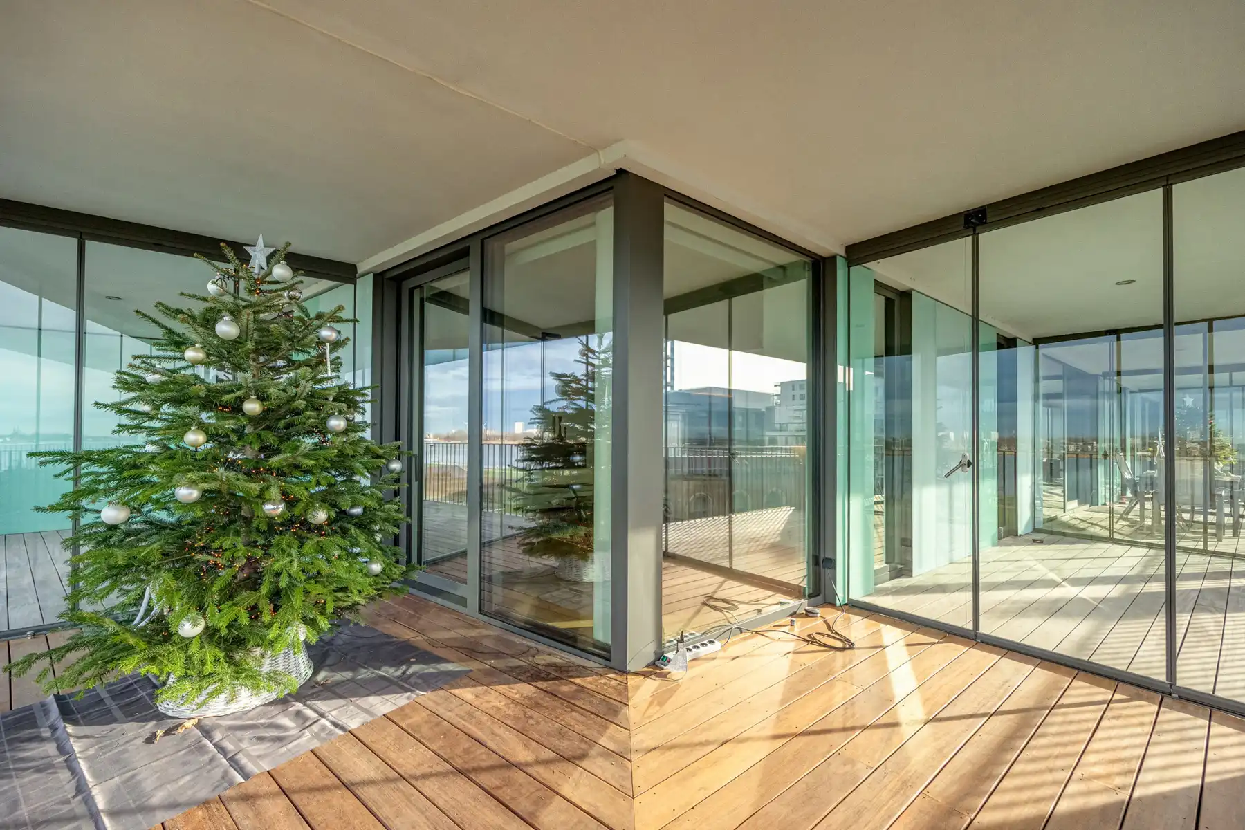 Riant luxe apppartement van 213 m² met Scheldezicht  foto 28