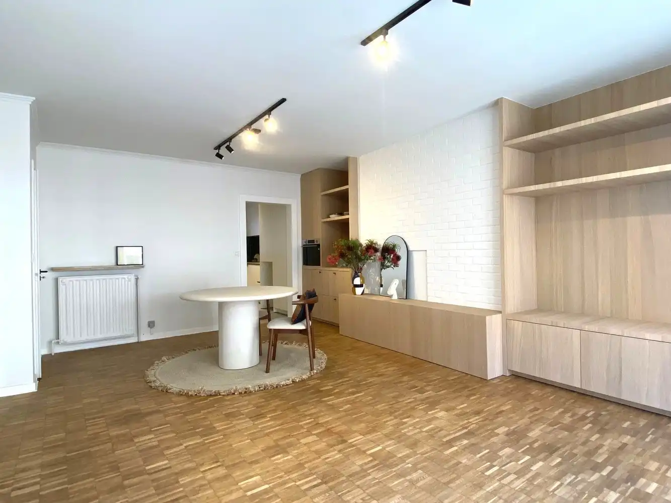 Instapklaar appartement met terras nabij het Zuidpark foto 3