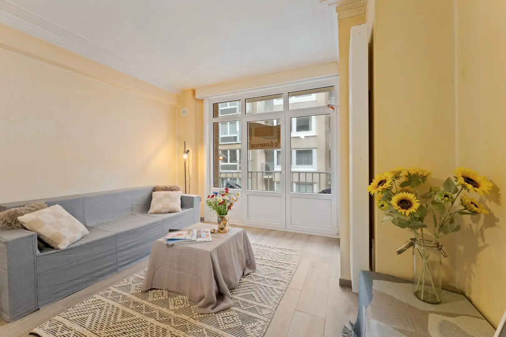 Met zorg gerenoveerd appartement op prachtige ligging met lateraal zeezicht en gunstig EPC label B foto 6