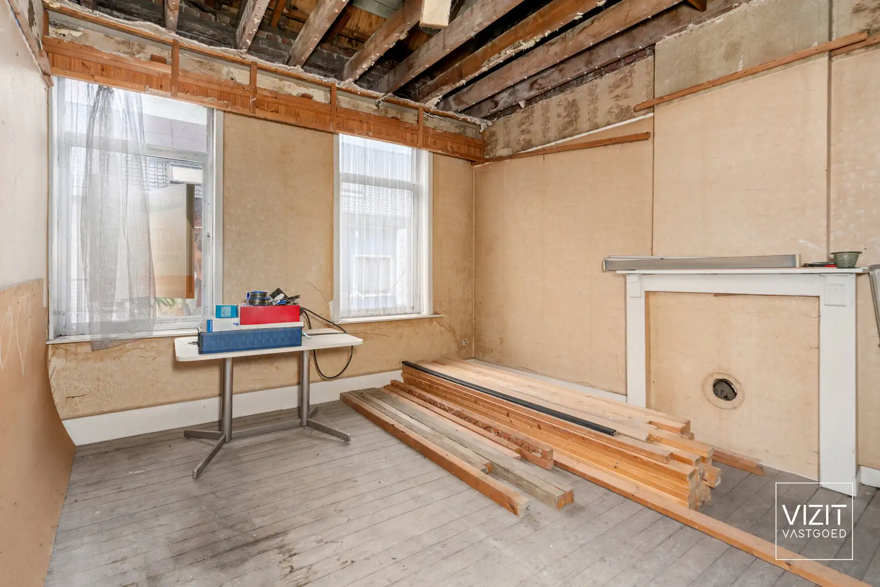 Handelsgelijkvloers met casco duplex woonruimte – centrum Erembodegem foto 6