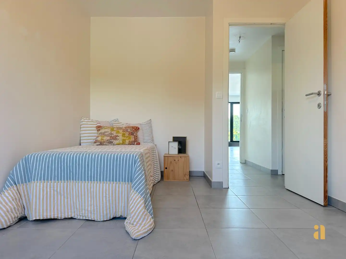 Zonnig en lichtrijk appartement met waterzicht foto 17
