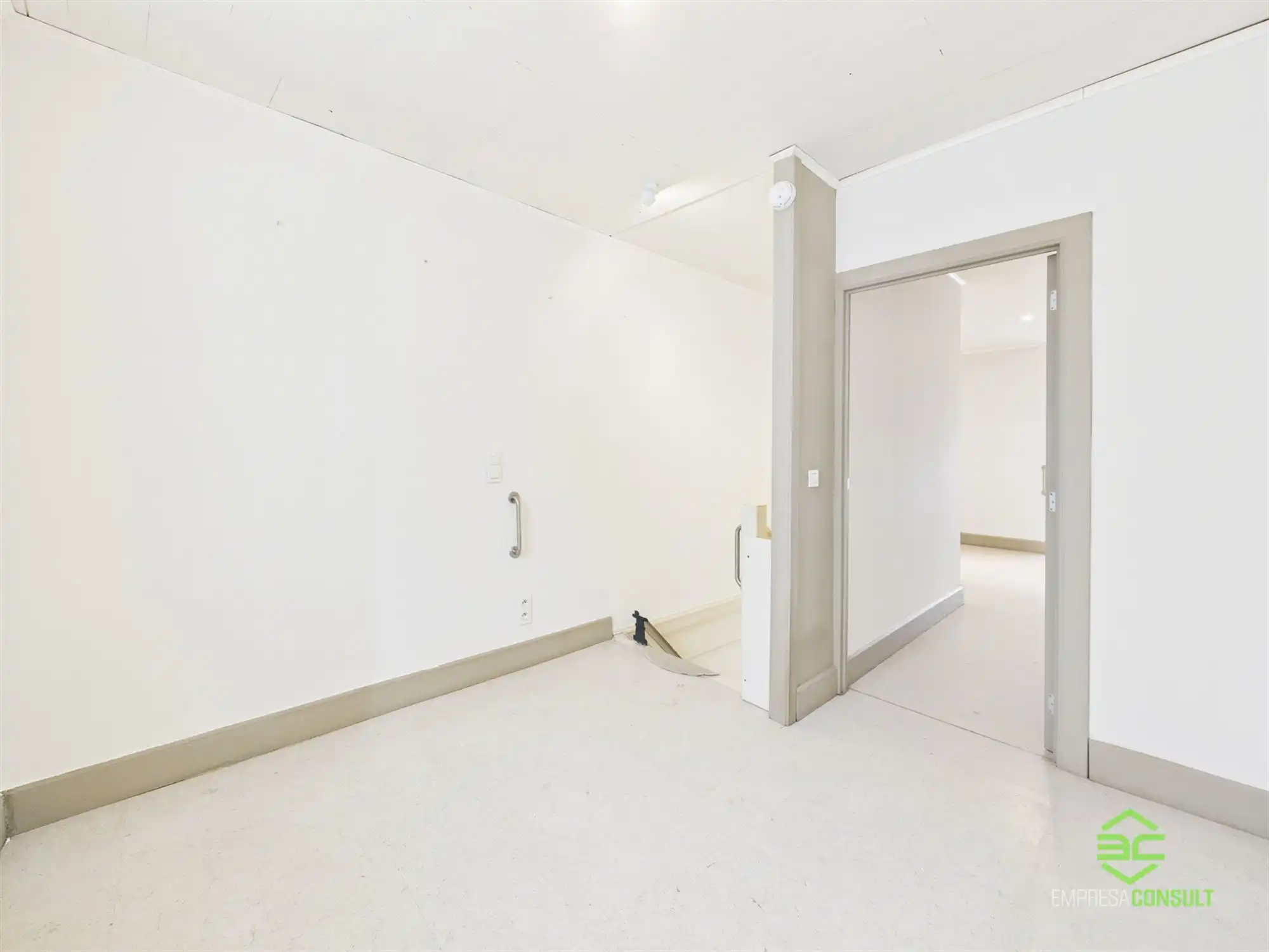 Instapklare woning met 1 slpk in het centrum! foto 9