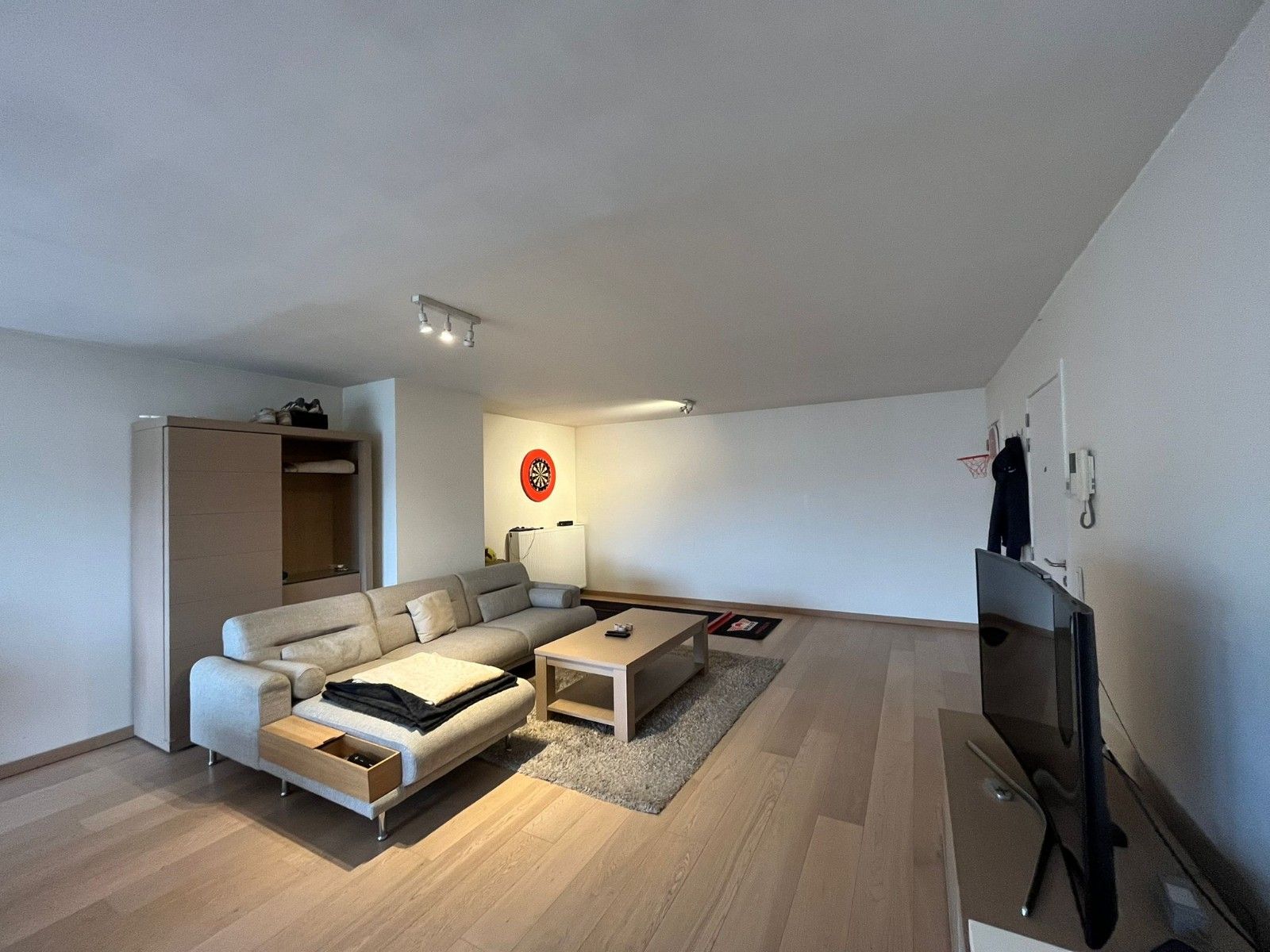 Uiterst ruim en luxueus appartement 130m² nabij het centrum van Waregem foto 15