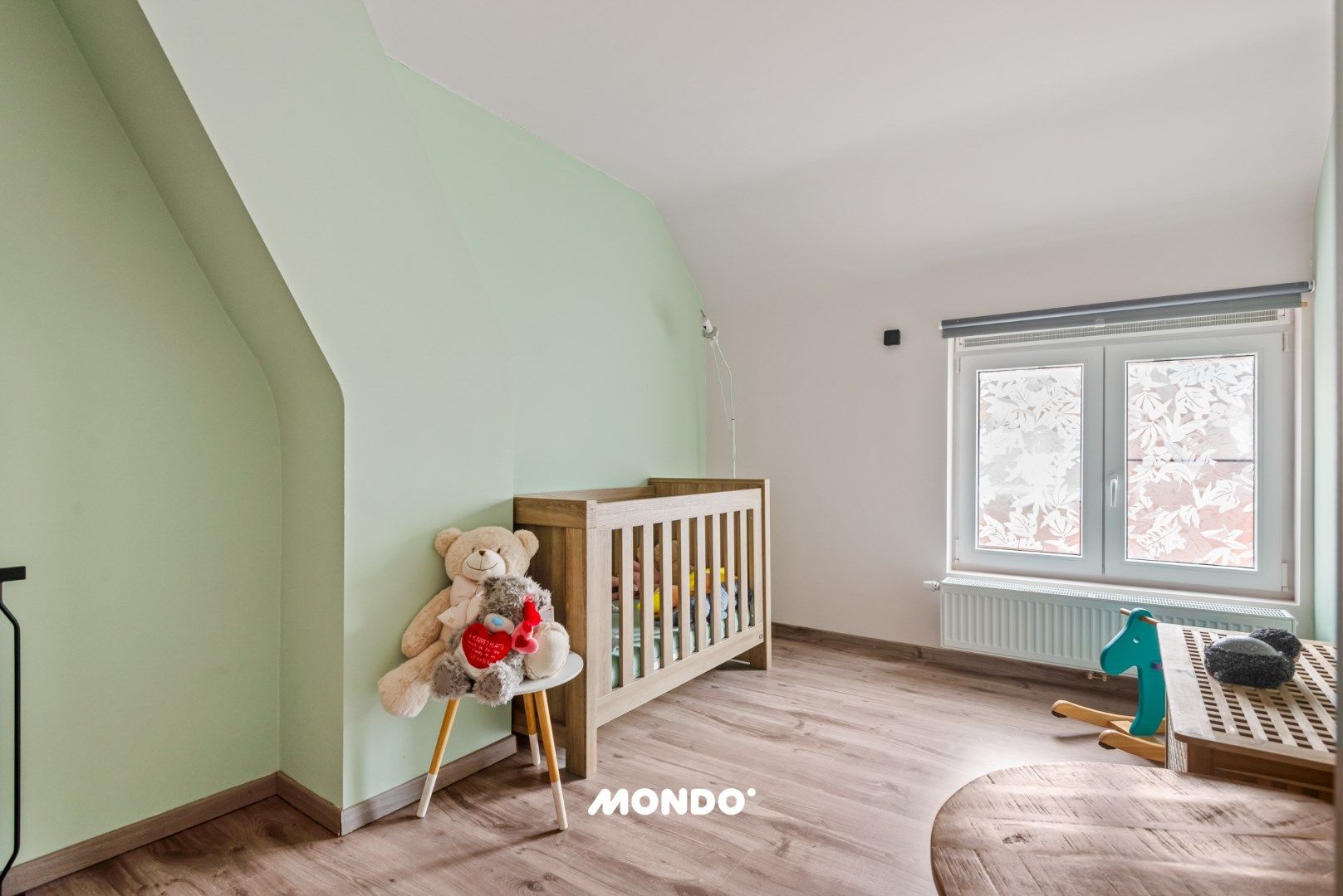 Gerenoveerde woning met 3 slaapkamers! foto 16