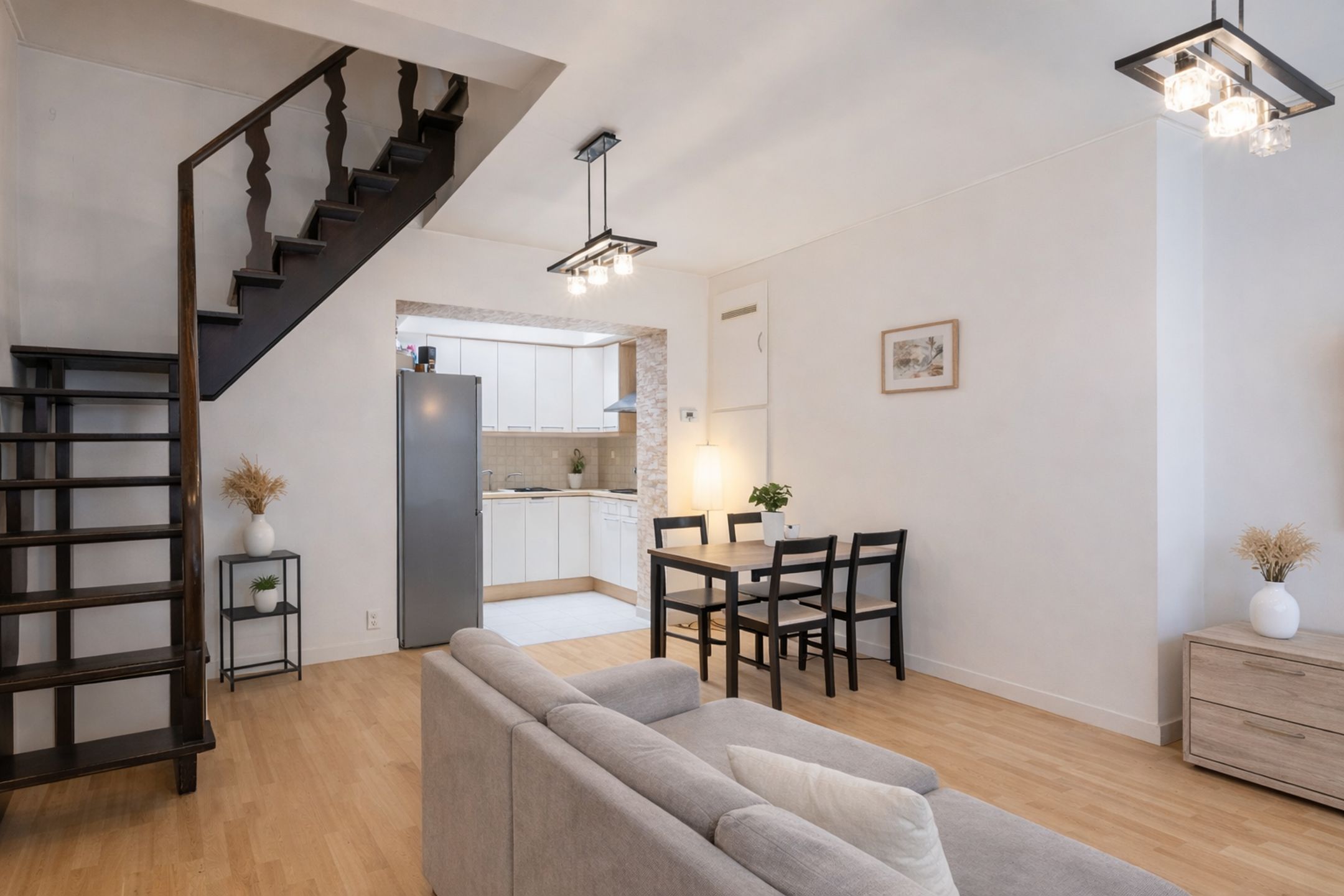 Charmante woning in het centrum van Mechelen foto {{pictureIndex}}