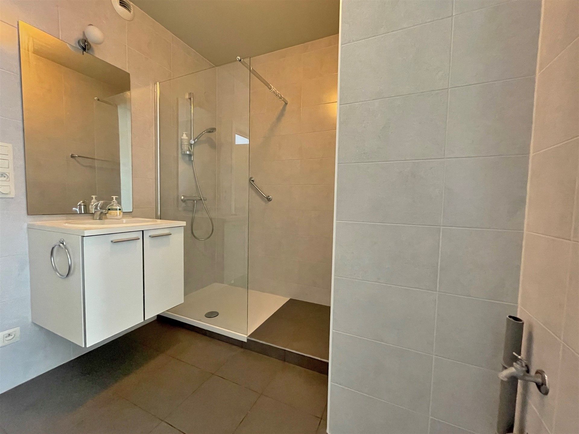 App met 1 slpk in centrum Antwerpen foto 8