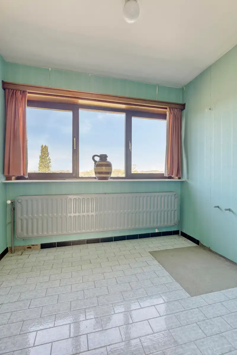 Te renoveren woning met 5 slaapkamers foto 21