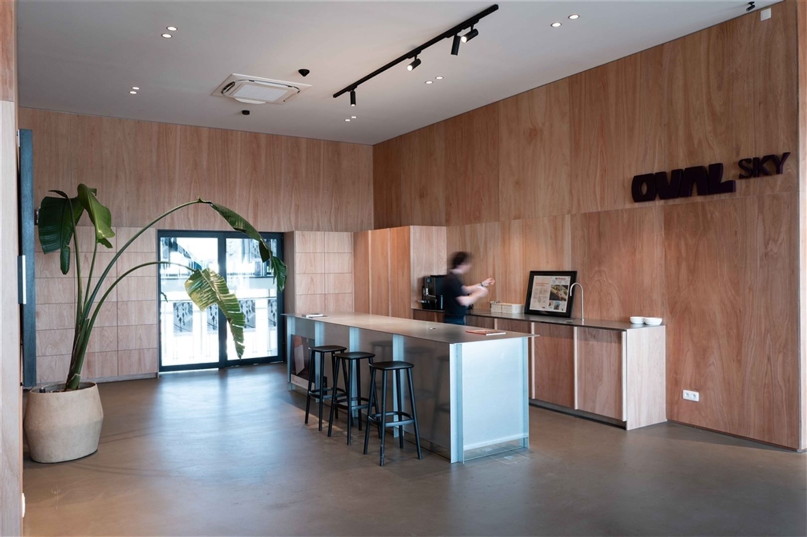 Co-rental in inspirerend skyline-kantoor OVAL Sky foto 5