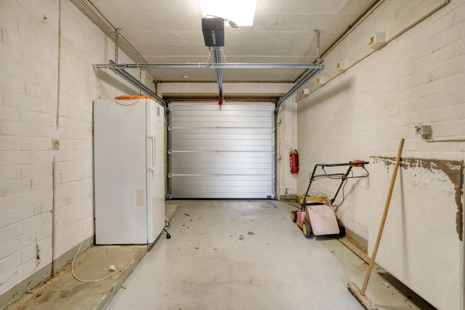 Degelijke woning met 4 slaapkamers, garage en tuin! foto 13