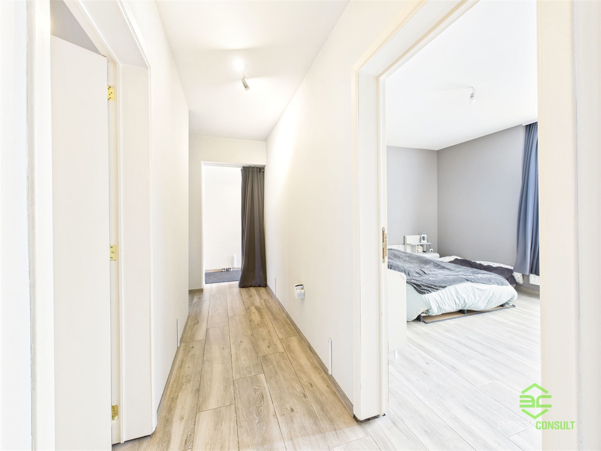 Gelijkvloers app met 3 slpk op 17a 45ca! foto 6