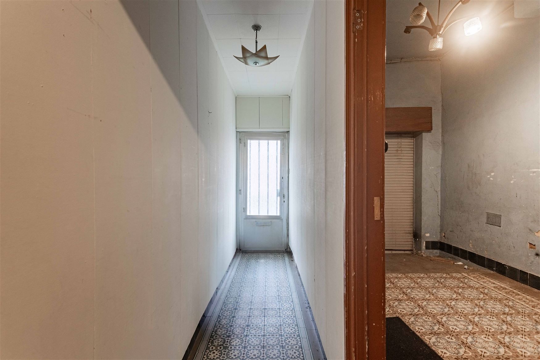 Unieke renovatiekans met 4 slaapkamers nabij centrum Gent foto 4