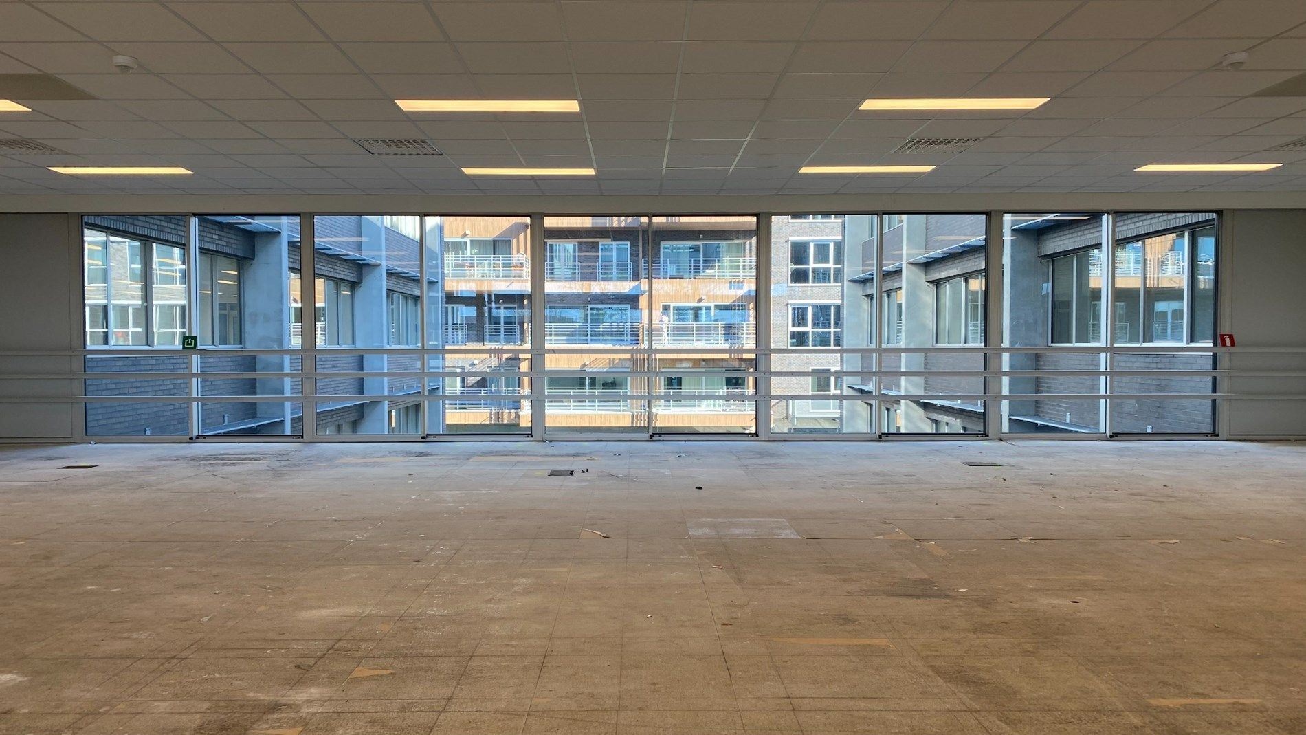 Gerenoveerde kantoren te huur in Axxes Business Park in Merelbeke foto 8