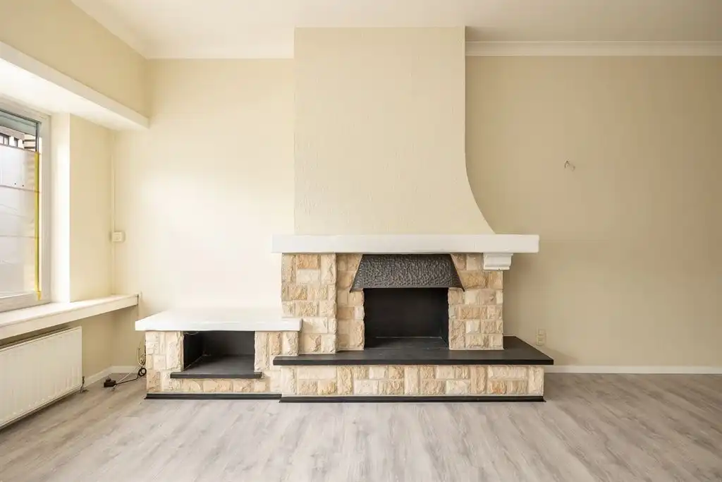 Instapklaar gelijkvloersappartement met stadskoer foto 5