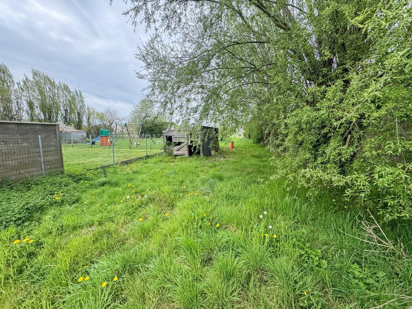Volledig vernieuwde halfopen bebouwing langs kanaal Plassendale-Nieuwpoort in Leffinge! foto 18