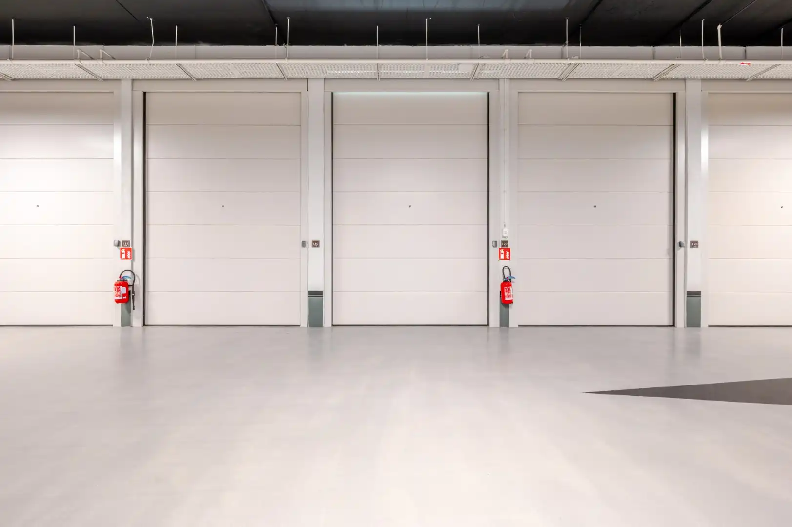 GESLOTEN GARAGEBOX - ALBERTPLEIN - ZOUTE foto 6