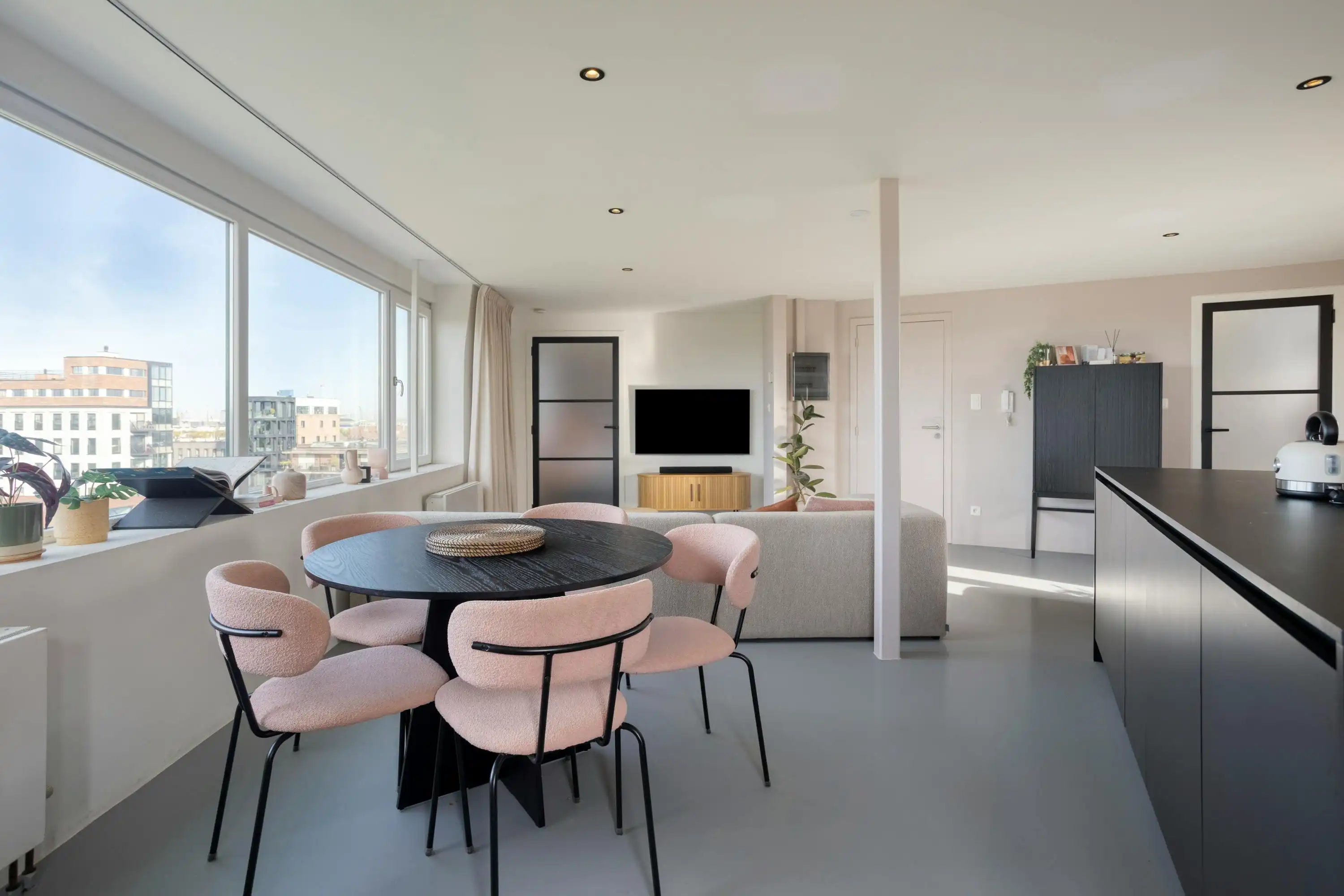 Appartement te koop met prachtig zicht op Park Spoor Noord foto 12