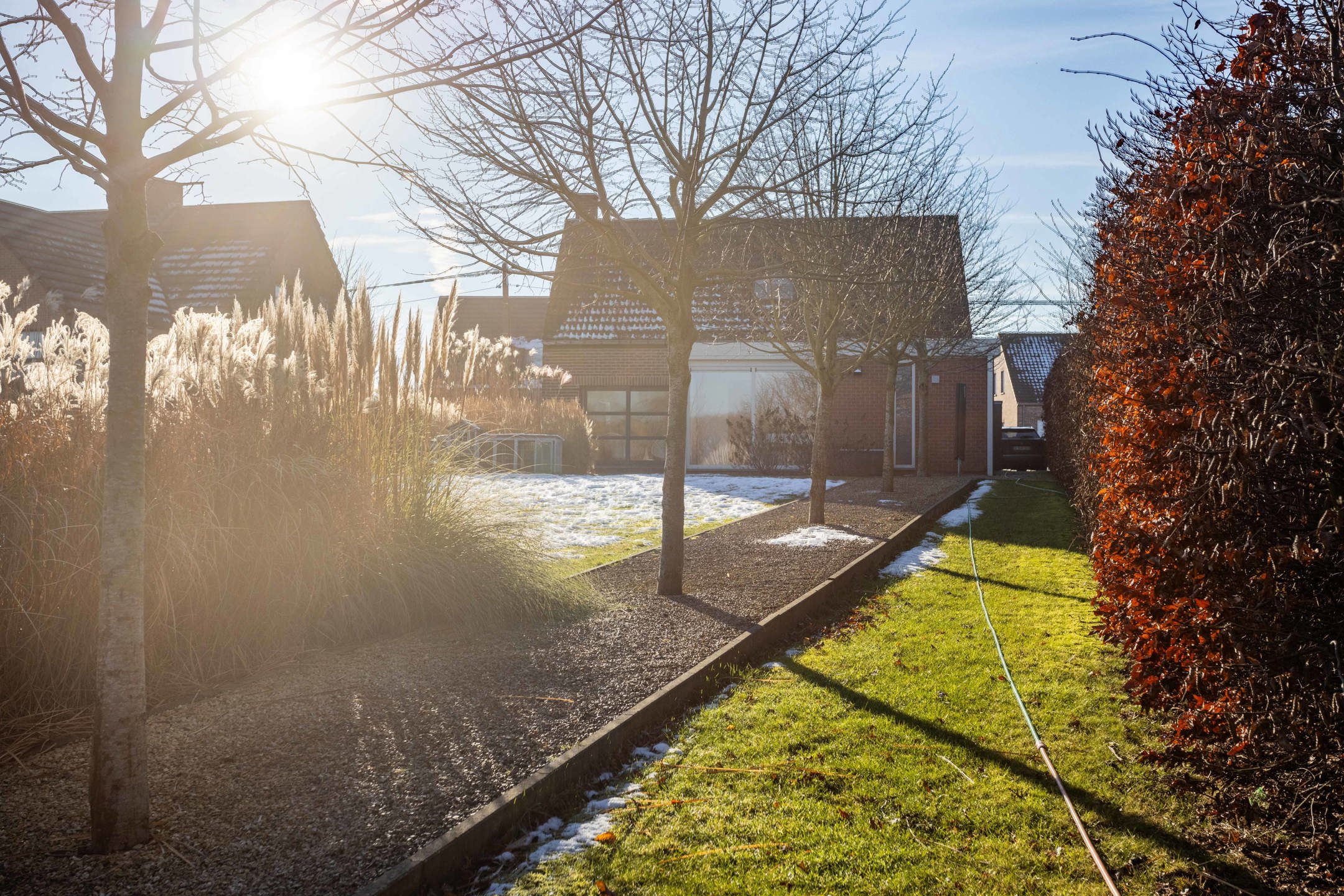 Rustig gelegen open bebouwing omringd door groen en natuur. foto 25