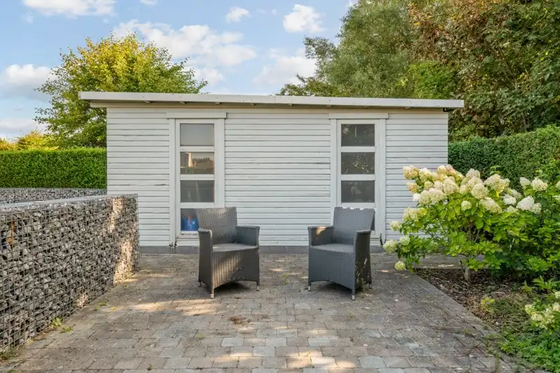 Ruime villa met zwembad  foto 31