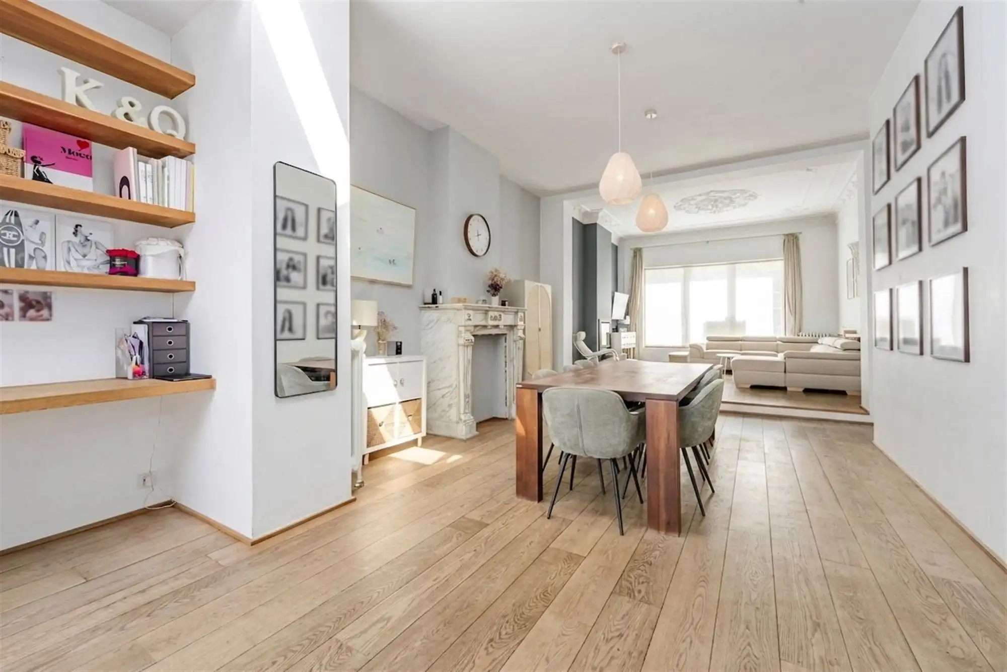 Statige herenwoning met karakter, ruimte en moderne luxe op toplocatie in Oostende foto 3