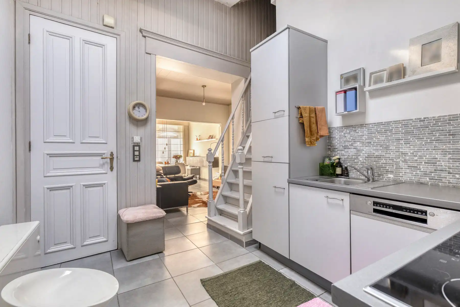 Instapklare woning met gezellige tuin en terras in het centrum van Opwijk! foto 14