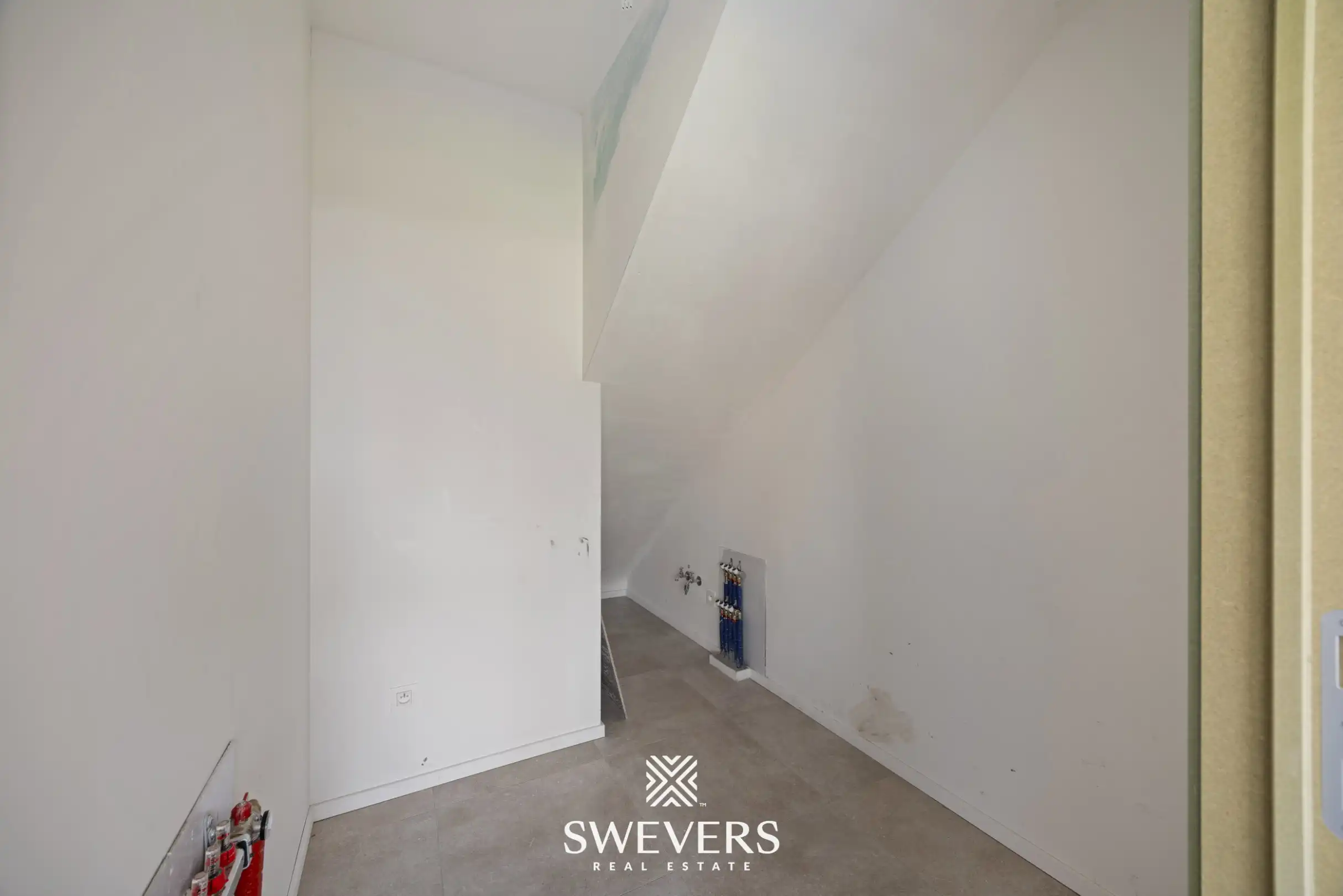 Instapklare nieuwbouwwoning (2025) met doordachte indeling, terras en uitstekende bereikbaarheid foto 14