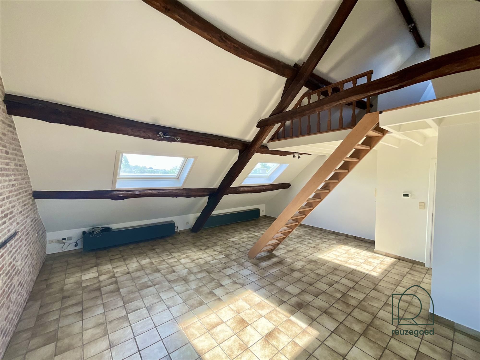Gezellige studio met mezzanine te huur in centrum Muizen foto 2