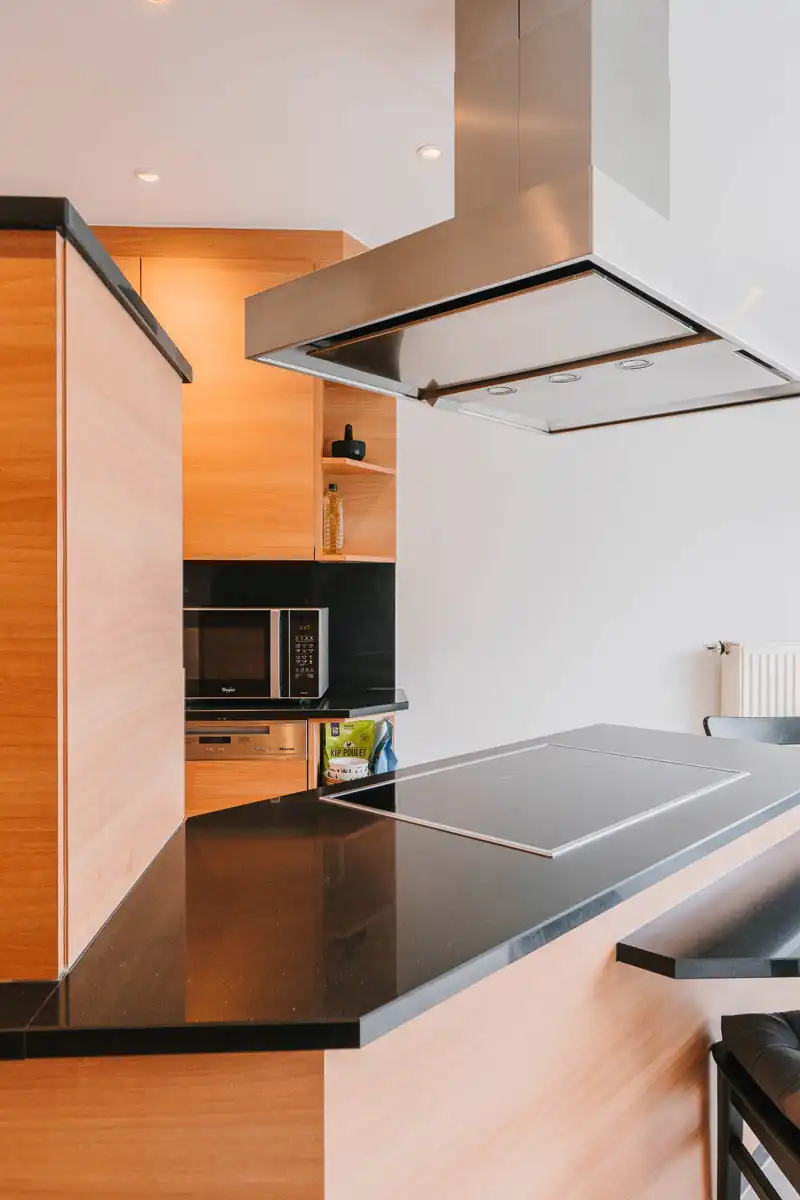 Ruime gezinswoning met 4 slaapkamers en bureau op toplocatie foto 11