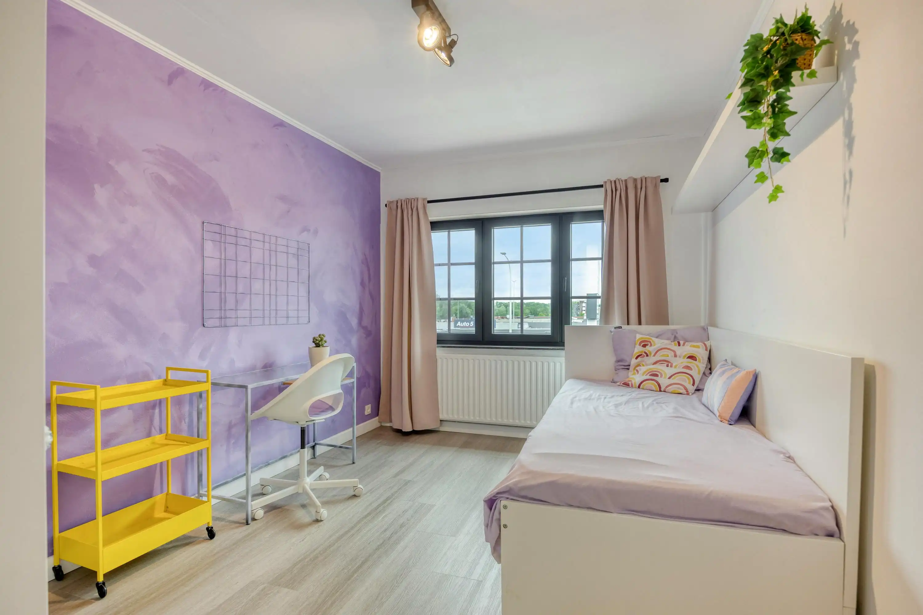 Charmante stadswoning met 5 slaapkamers en privéparkings foto 19