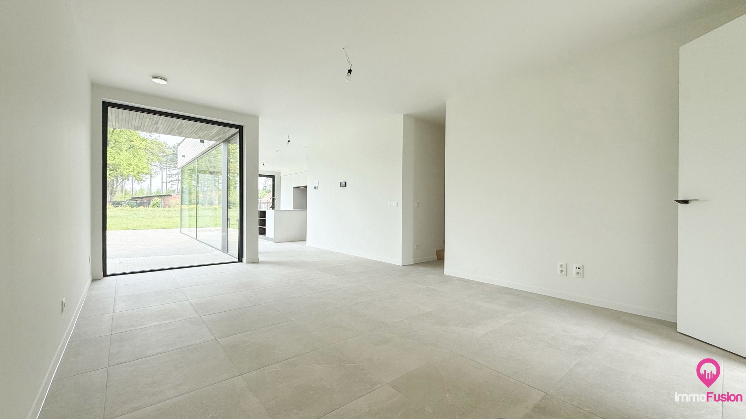 Hoogwaardig afgewerkte woning met industriële look! foto 2