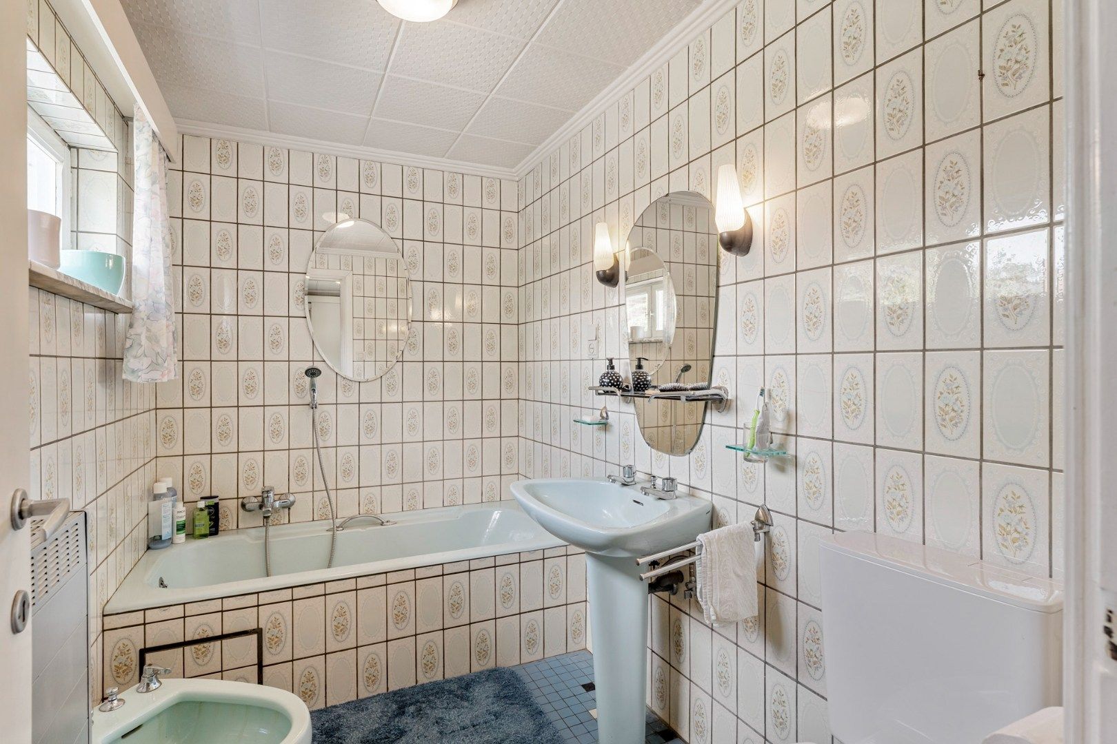 Halfvrijstaande gezinswoning op een ruim perceel van 13a80ca op wandelafstand van het centrum van Opoeteren! foto 21