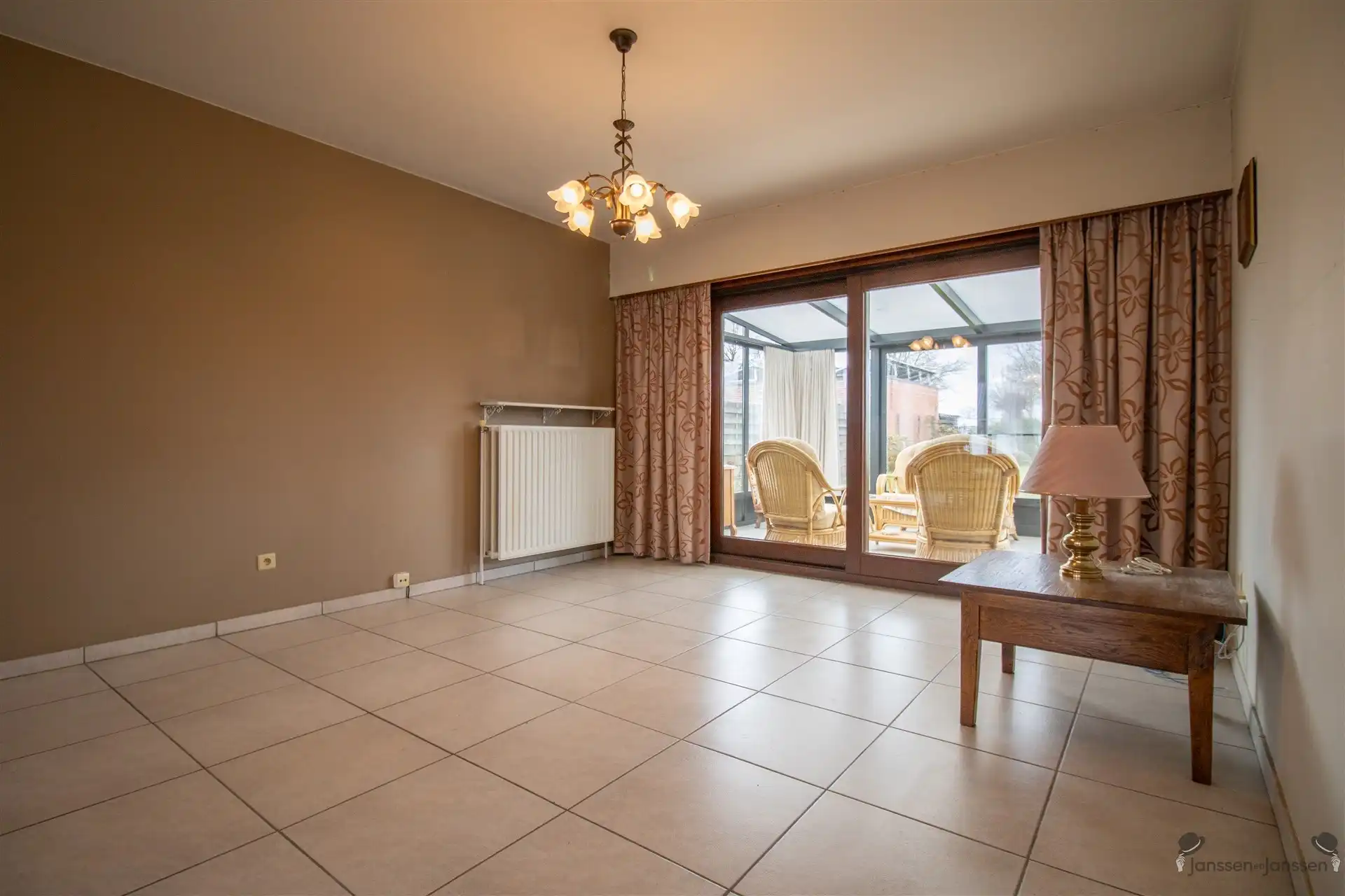 Gelijkvloerse woning met 2 slaapkamers op 867 m² foto 4