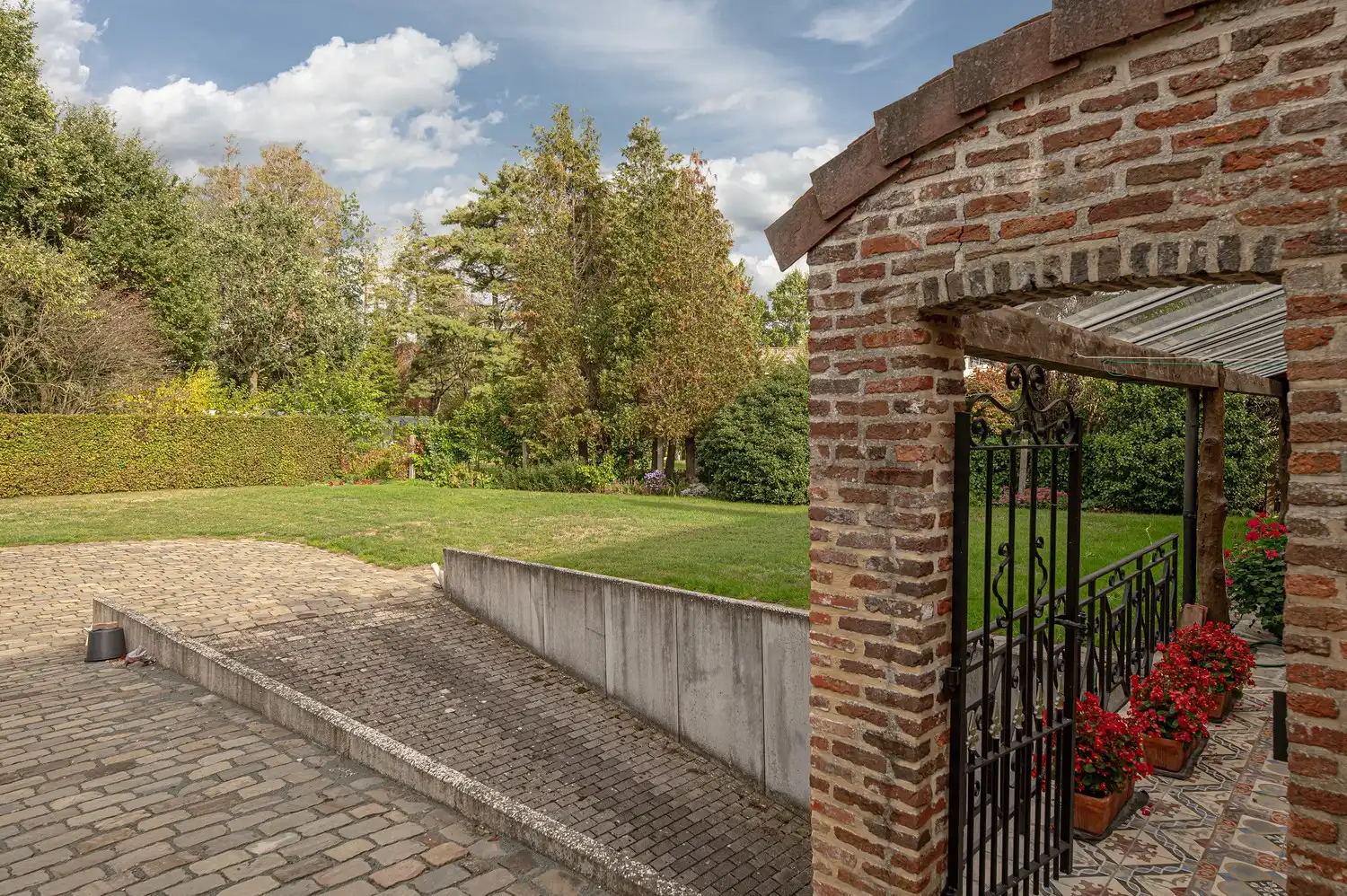 Ruime woning | 6 slpks | grote tuin foto 29